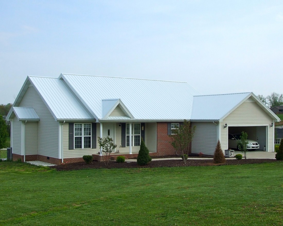 image of a home built with metal roofing and siding