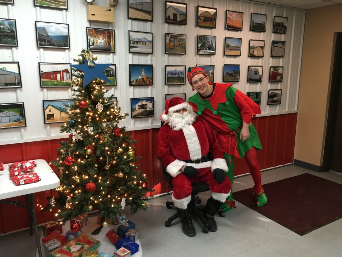 Santa Visits Mansea Metal - santa_mansea