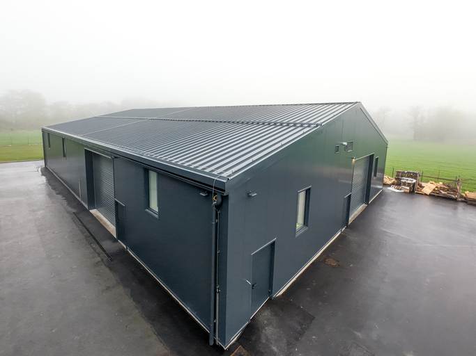 Midwestern Metal Roofing Supplier for Warehouses | Mansea Metal
- 6